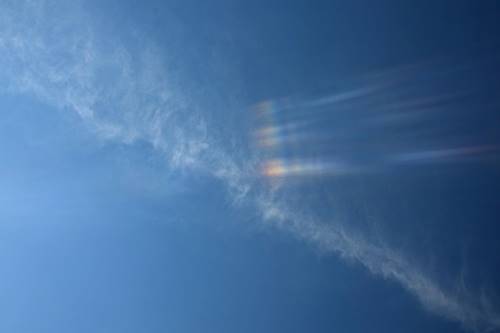 fire rainbows atau fenomena atmosfer langit pelangi api