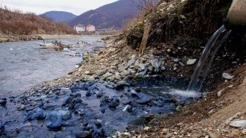 Danau Radioaktif Lake Karachay - Tempat di Bumi