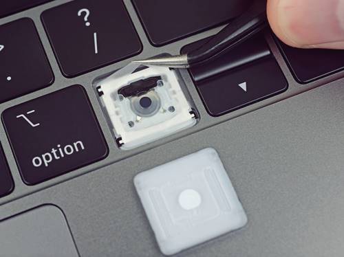 ternyata merek keyboard Macbook juga bisa jadi teknologi gagal loh