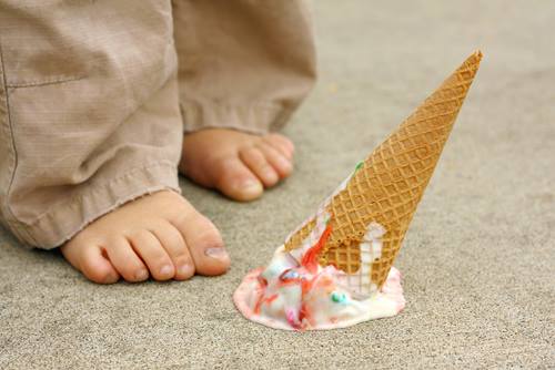 Tradisi Tahun Baru, Menjatuhkan Ice Cream