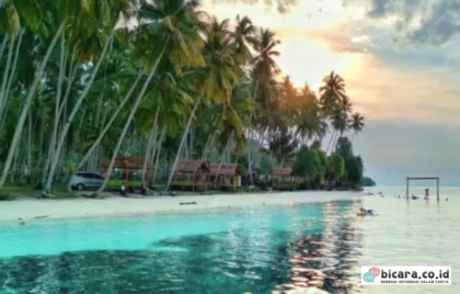 Pantai Poganda Banggai