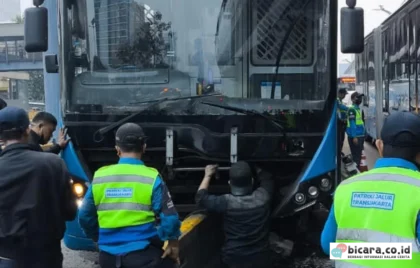 Sopir Bus TransJakarta Ditilang