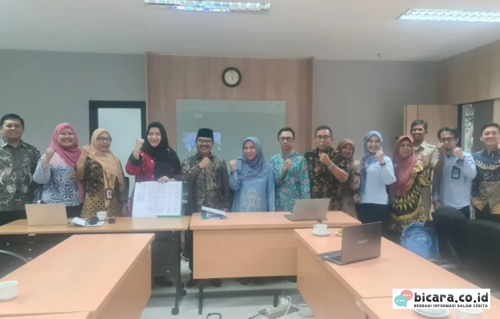 Standar Profesi Vokasi Farmasi