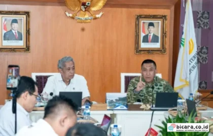 Taruna Akmil Latih Siswa