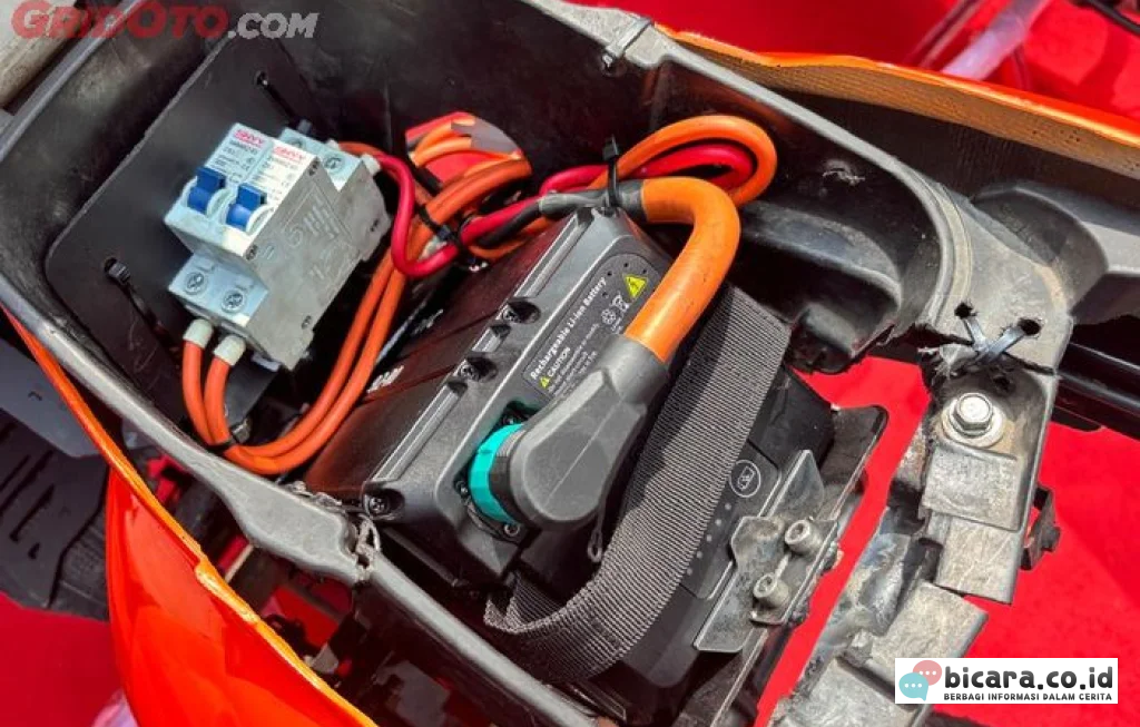 charge cycle baterai motor listrik