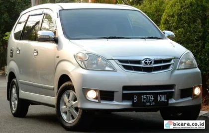 harga bekas Toyota Avanza 2010
