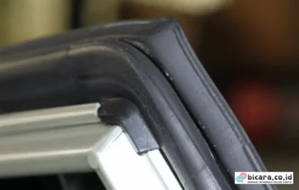 ganti karet pintu mobil