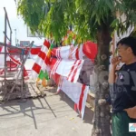 penjual bendera sepi
