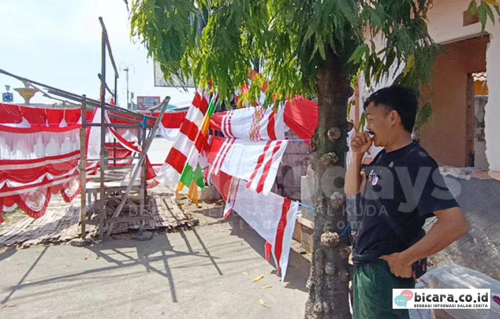 penjual bendera sepi